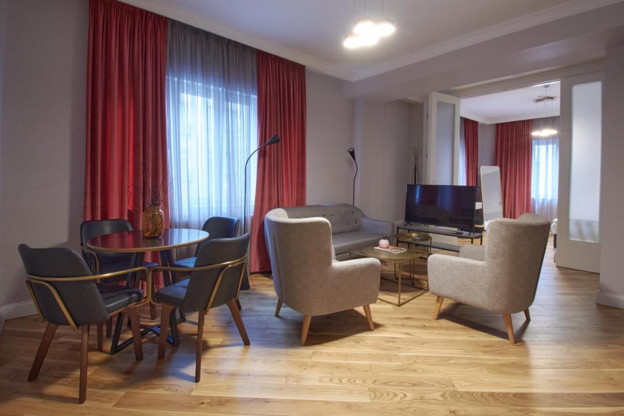 The Embassy Suites Sofia Exteriör bild