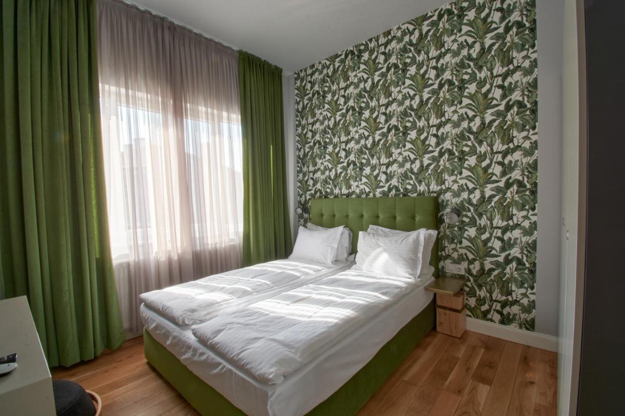 The Embassy Suites Sofia Exteriör bild